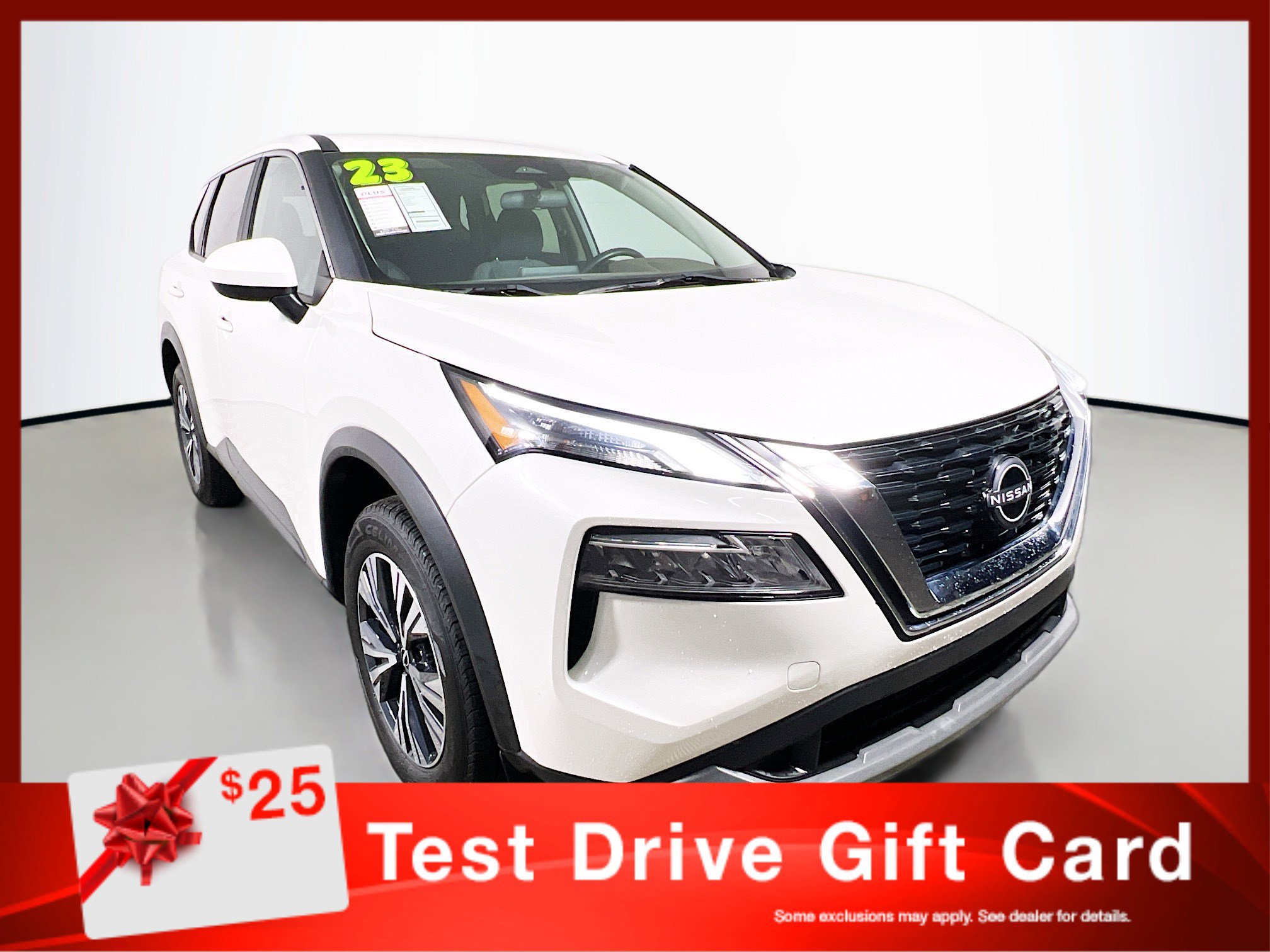 Used 2023 Nissan Rogue SV image 1