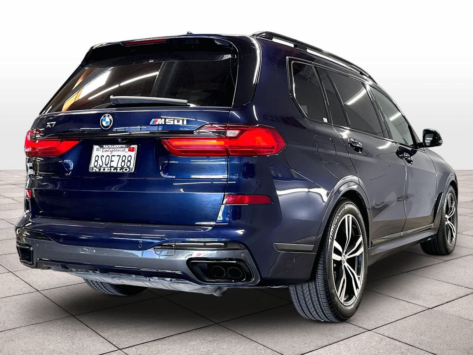 Used 2021 BMW X7 M50i AWD/4WD image 14