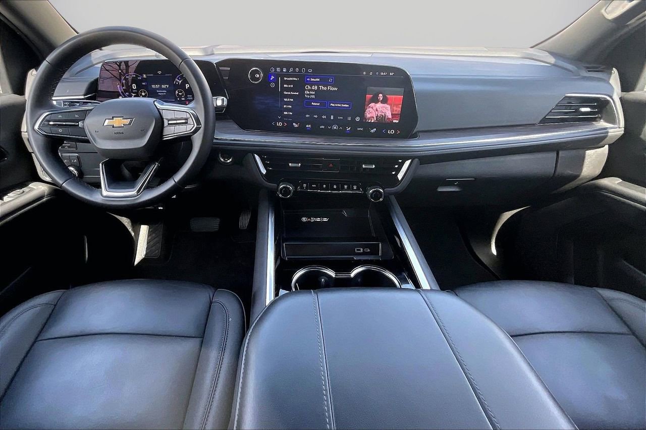 Used 2025 Chevrolet Tahoe LT image 16