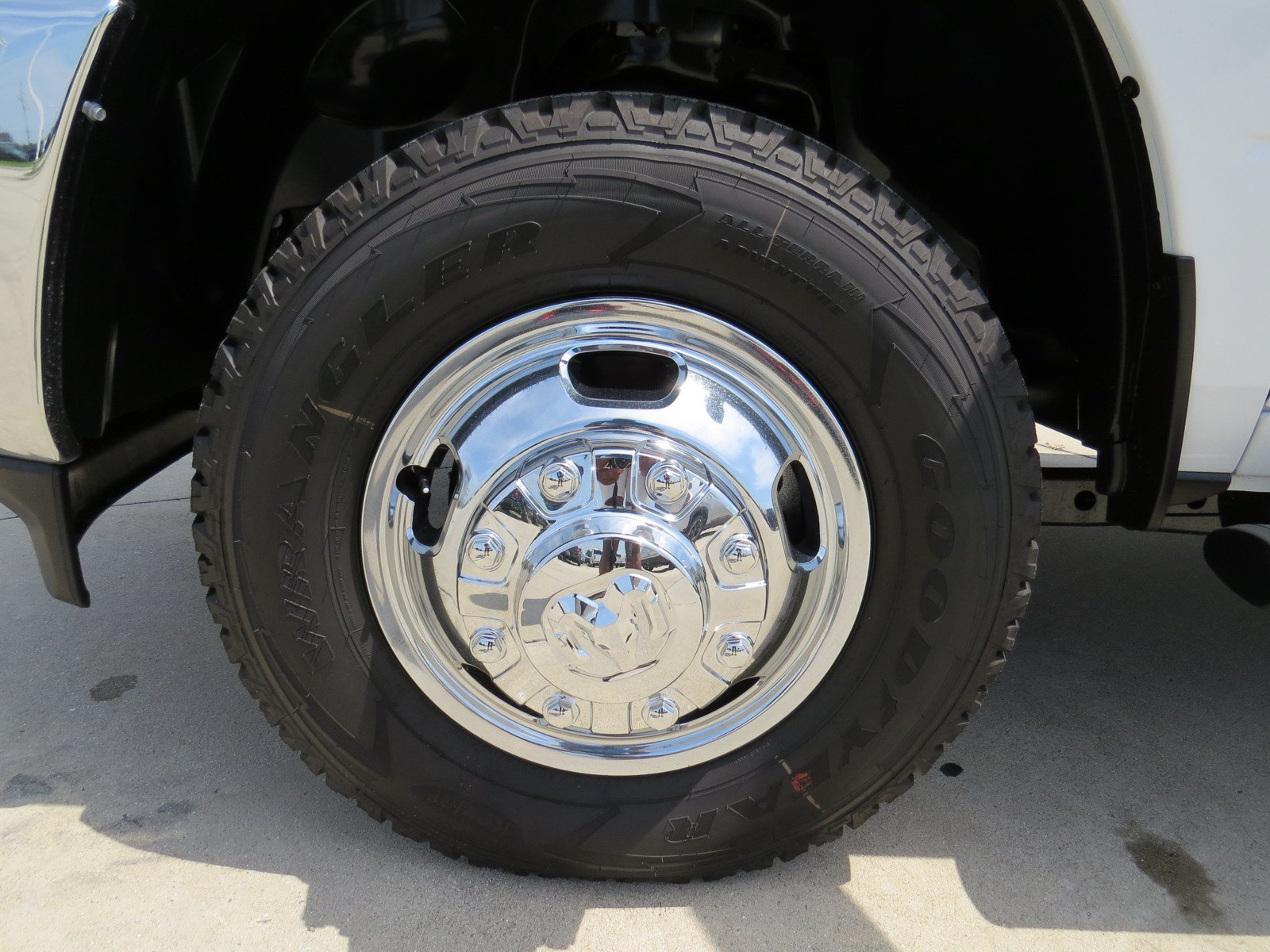 New 2026 RAM 3500 Tradesman AWD/4WD image 11