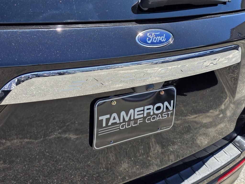 Used 2023 Ford Explorer XLT w/ Equipment Group 202A RWD image 35