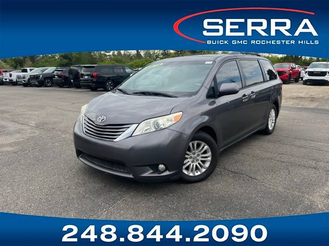 Used 2011 Toyota Sienna XLE w/ Entertainment Pkg FWD image 1