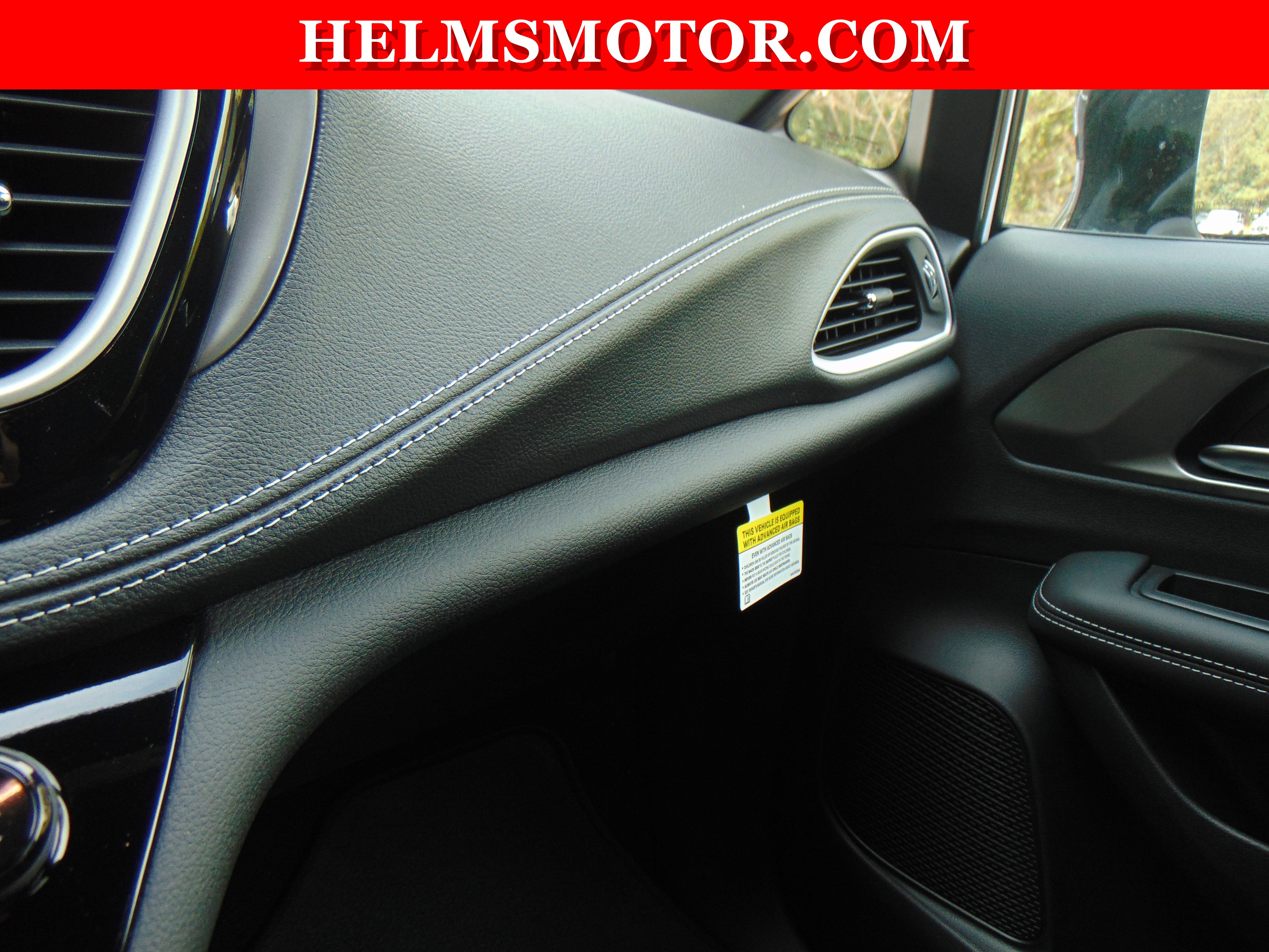 New 2026 Chrysler Pacifica Select image 32