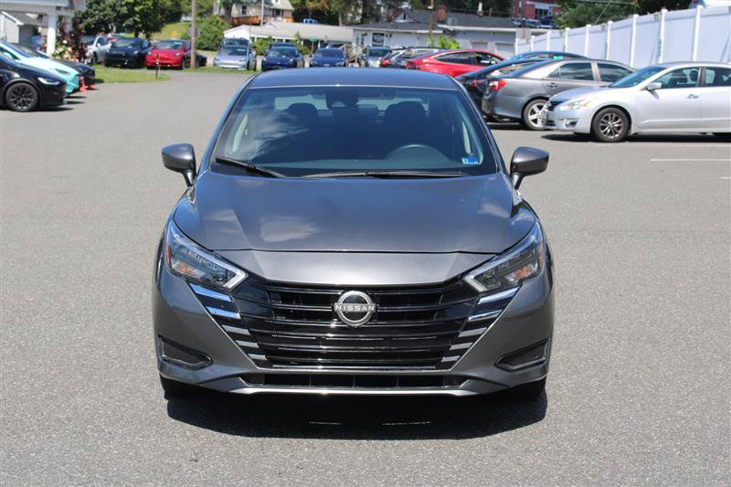 Used 2025 Nissan Versa SV FWD image 3