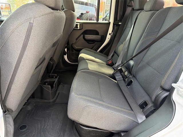 Used 2024 Jeep Gladiator Sport image 21