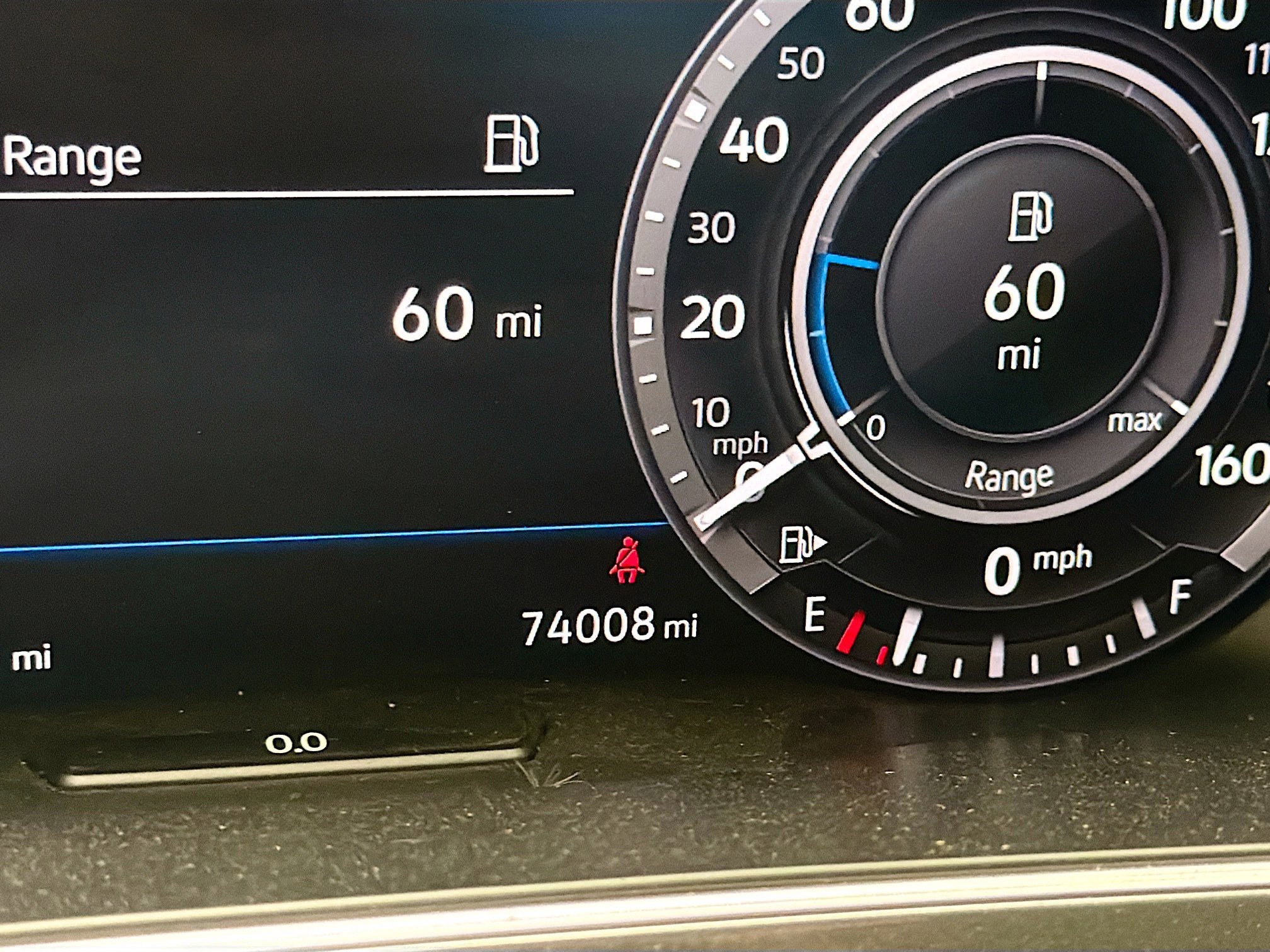 Used 2018 Volkswagen Tiguan SEL Premium FWD image 8