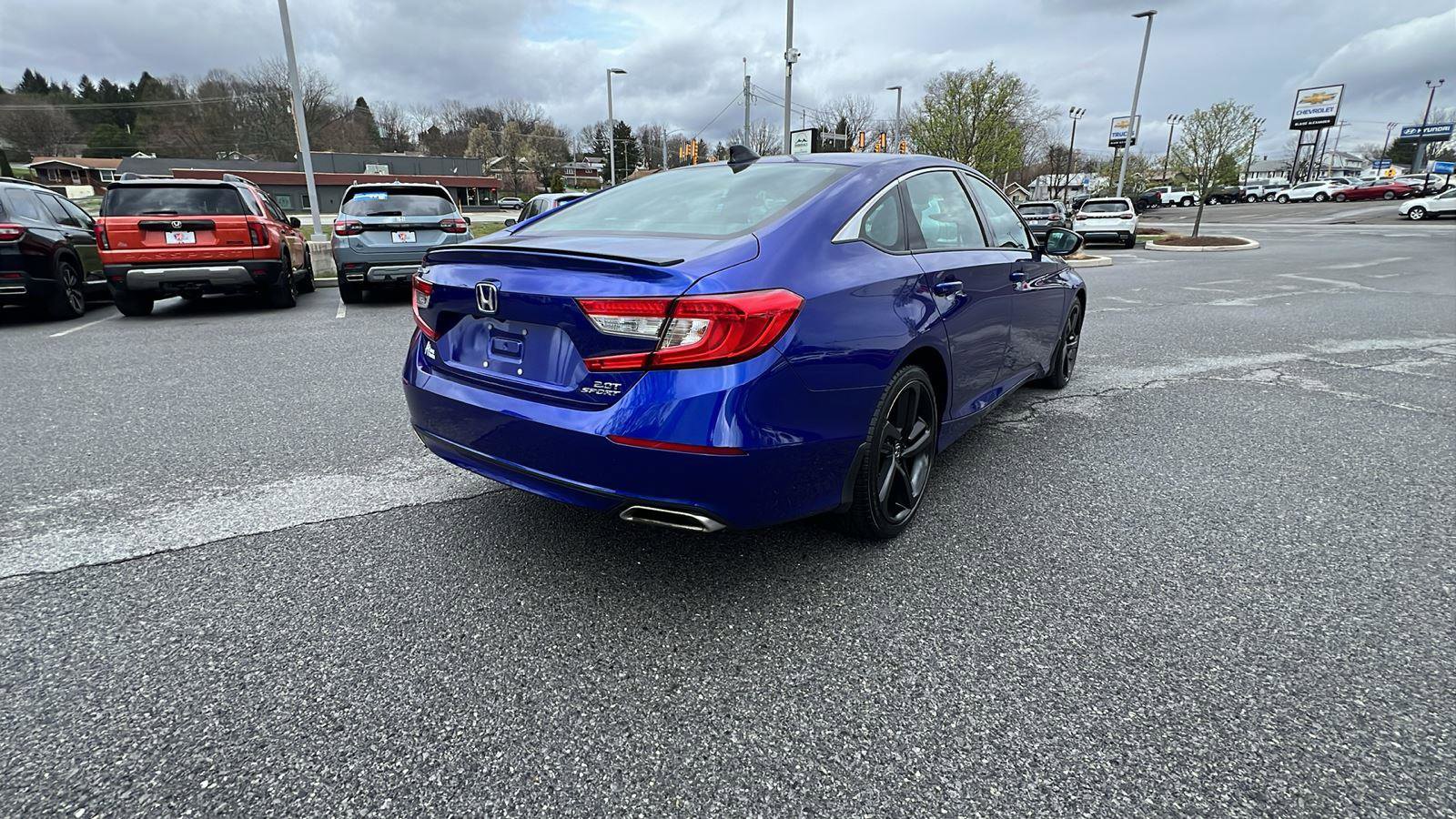 Used 2022 Honda Accord Sport image 4