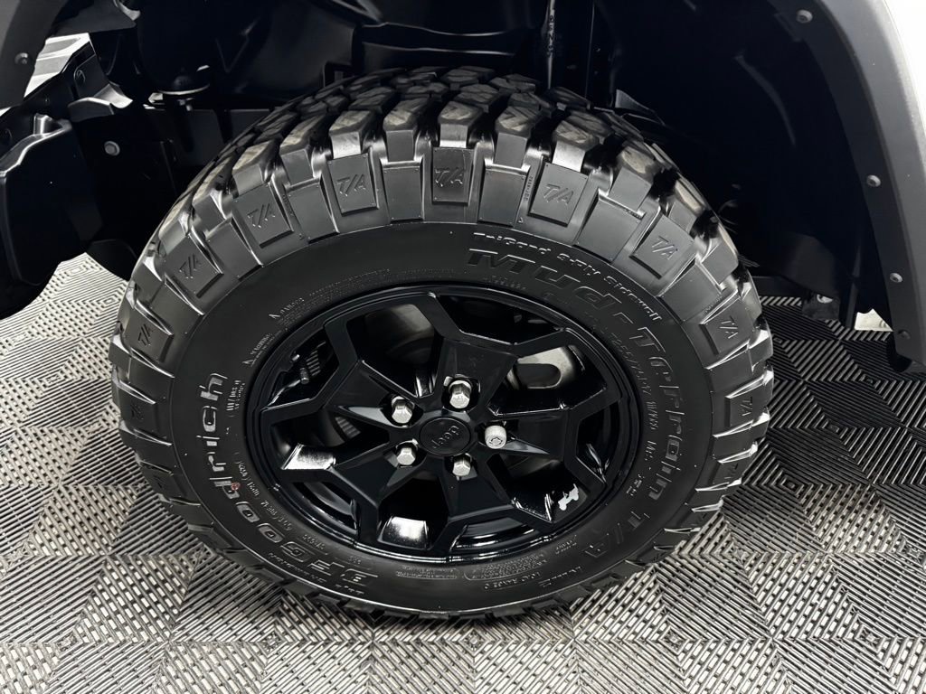 Used 2022 Jeep Gladiator Willys image 21