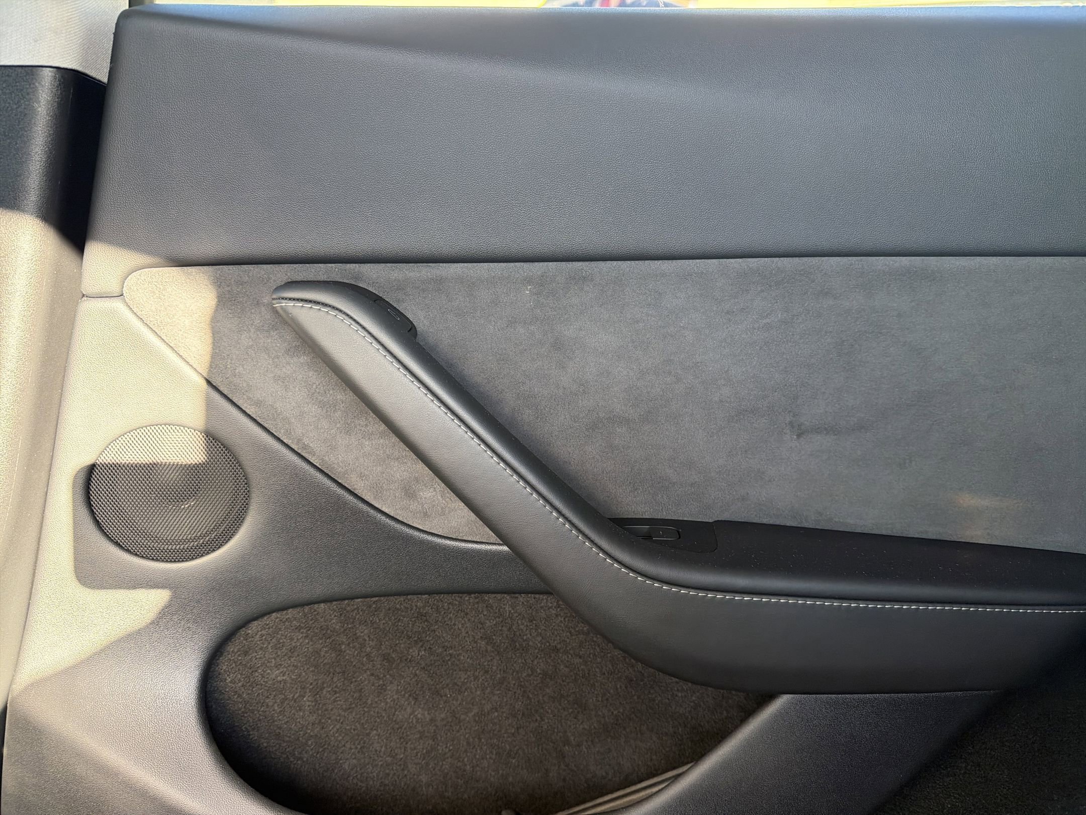 Used 2024 Tesla Model Y Long Range image 19