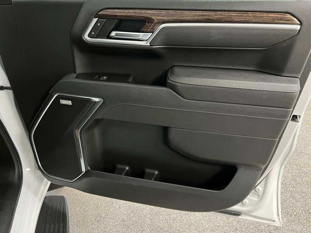 Used 2025 GMC Sierra 1500 Elevation w/ Elevation Premium Package image 64