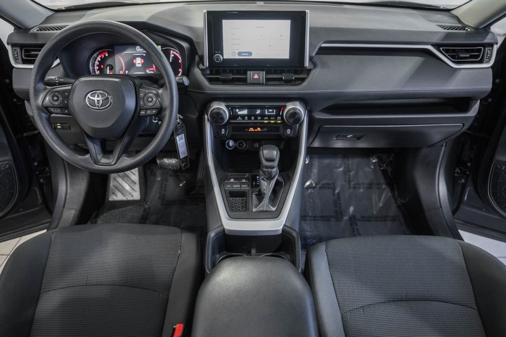 Used 2024 Toyota RAV4 LE image 18