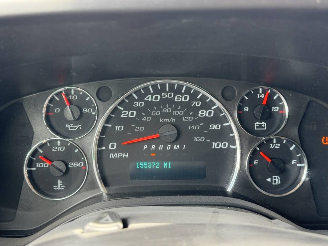 Used 2018 Chevrolet Express 2500 w/ Driver Convenience Package RWD image 16