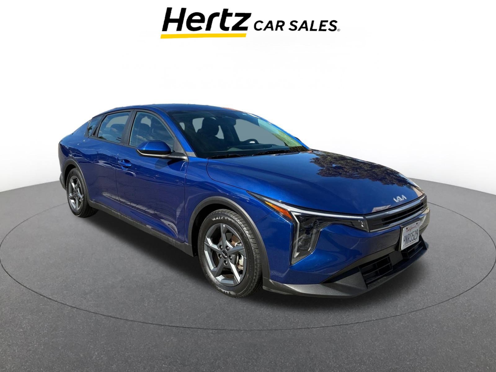 Used 2025 Kia K4 LXS image 1