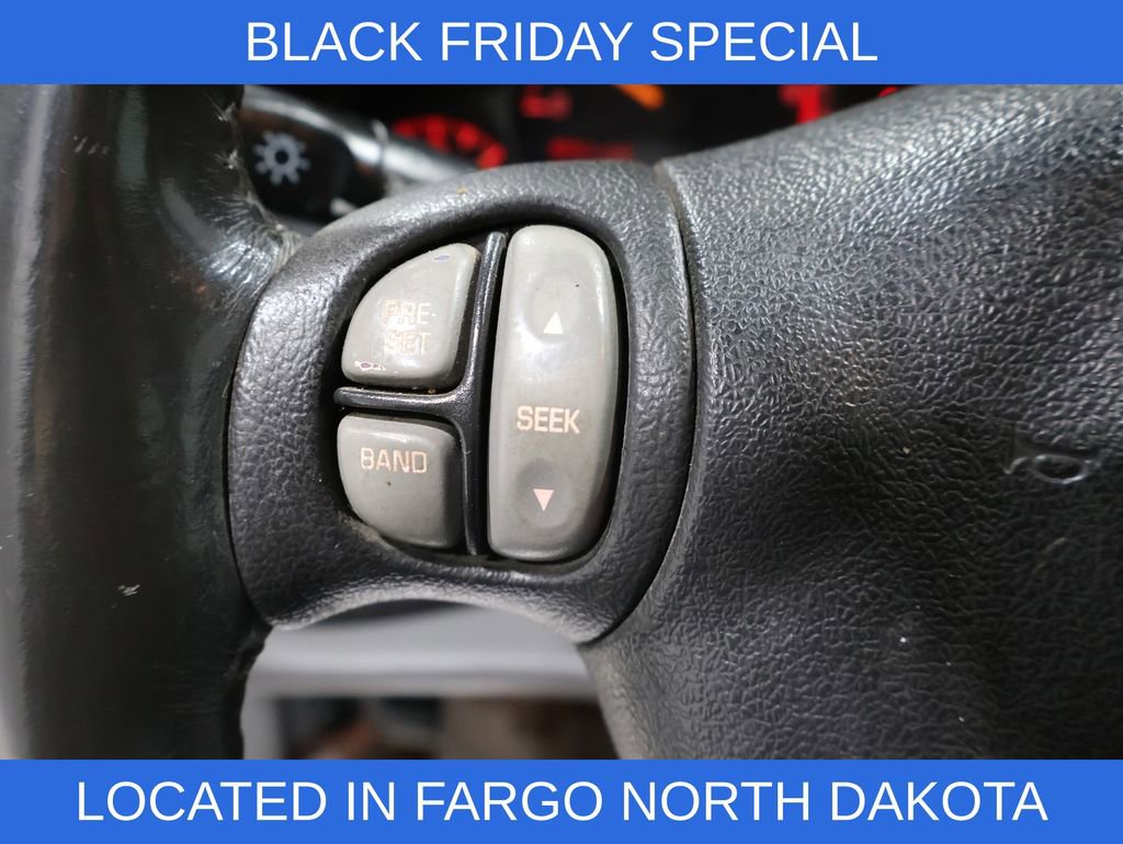 Used 2003 Pontiac Bonneville SE w/ Leather Appointment Package FWD image 26