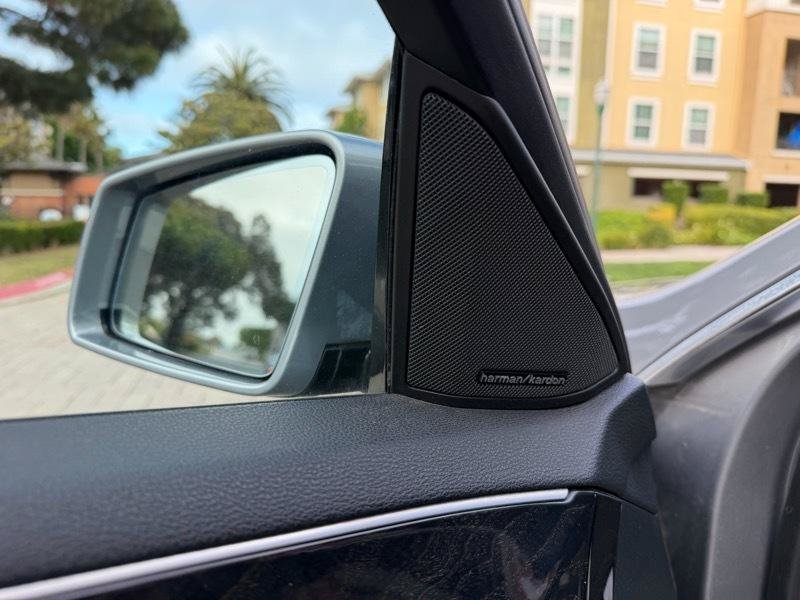 Used 2010 Mercedes-Benz E 550 Sedan image 34