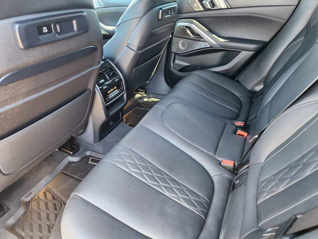 Used 2023 BMW X6 M50i w/ Executive Package image 9