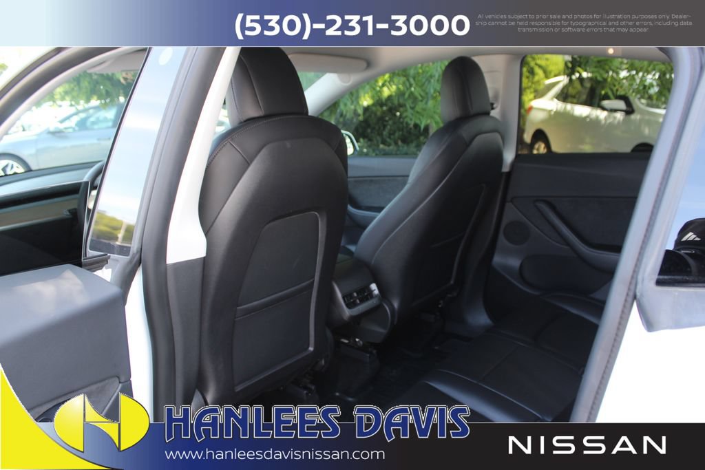 Used 2021 Tesla Model Y Long Range AWD/4WD image 18