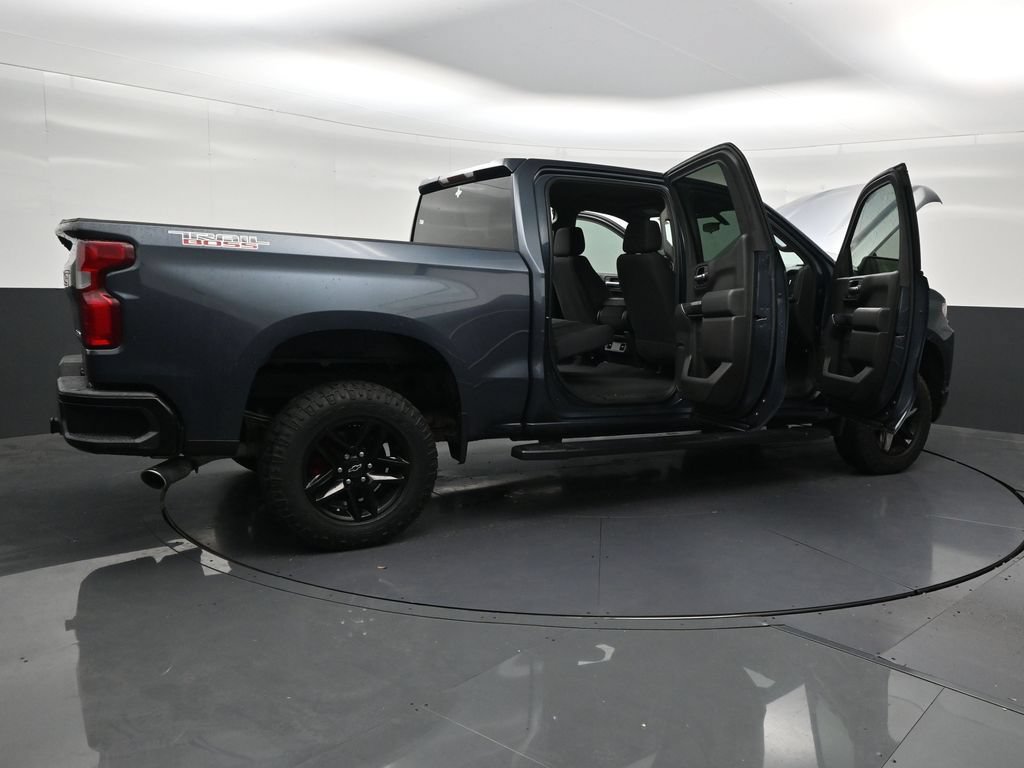 Used 2020 Chevrolet Silverado 1500 Custom Trail Boss w/ Custom Convenience Package AWD/4WD image 32