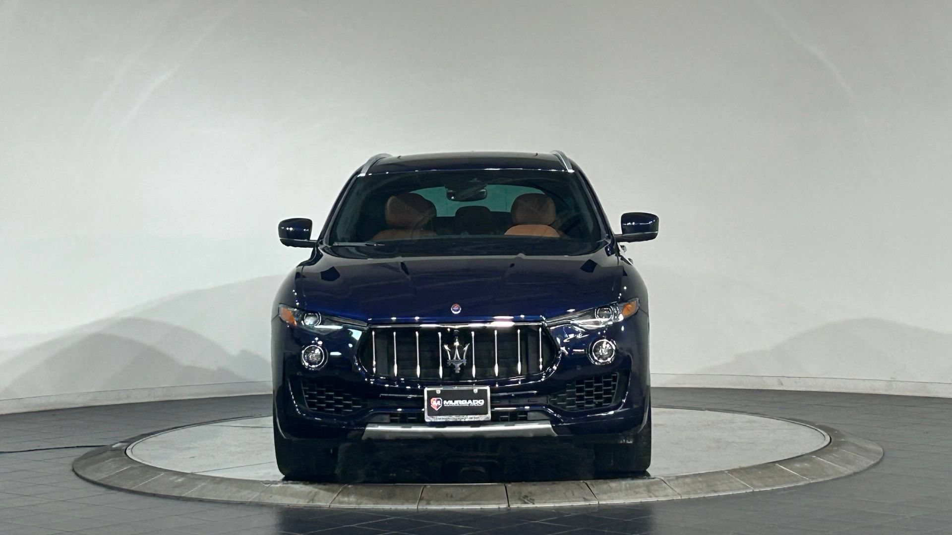 Used 2019 Maserati Levante GranLusso AWD/4WD image 3