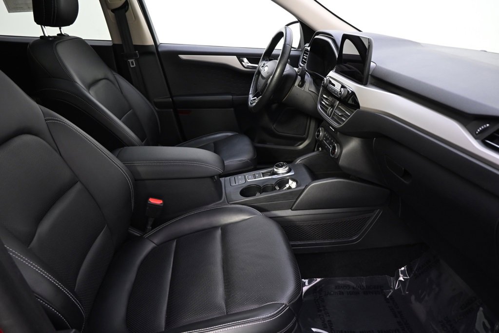 Used 2020 Ford Escape SEL image 16