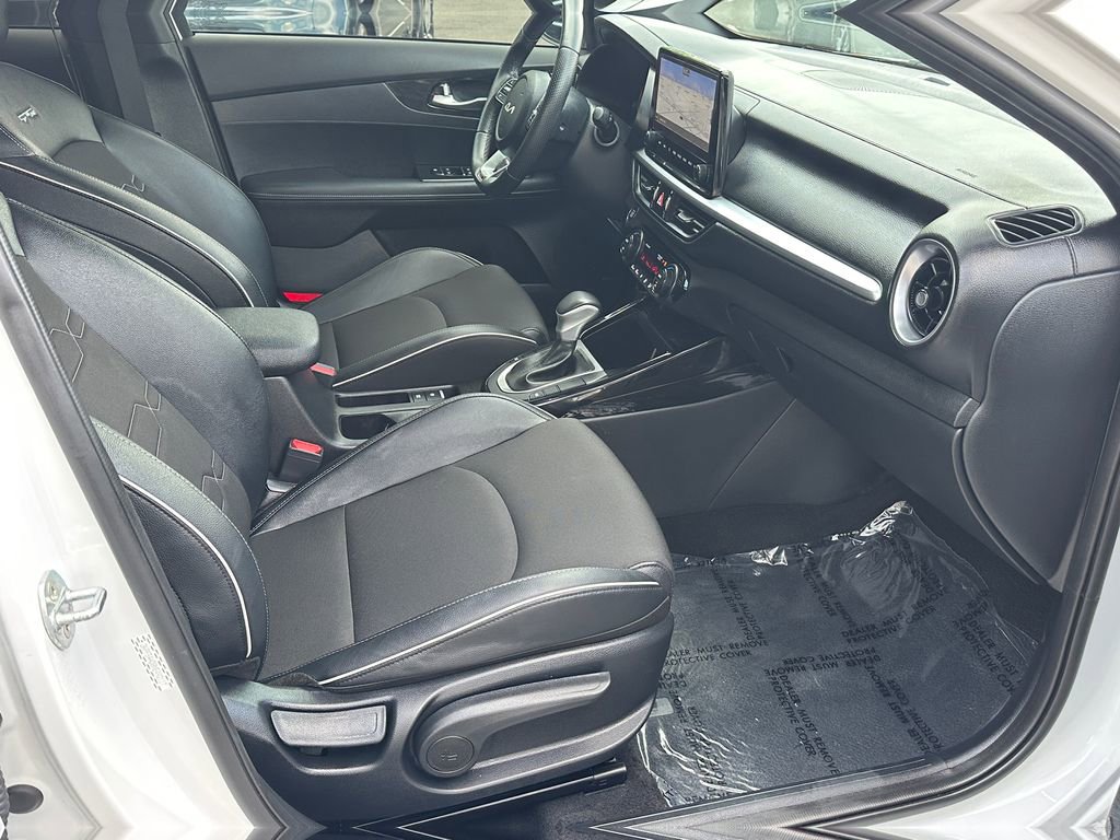 Certified 2022 Kia Forte GT-Line w/ GT-Line Premium Package FWD image 15