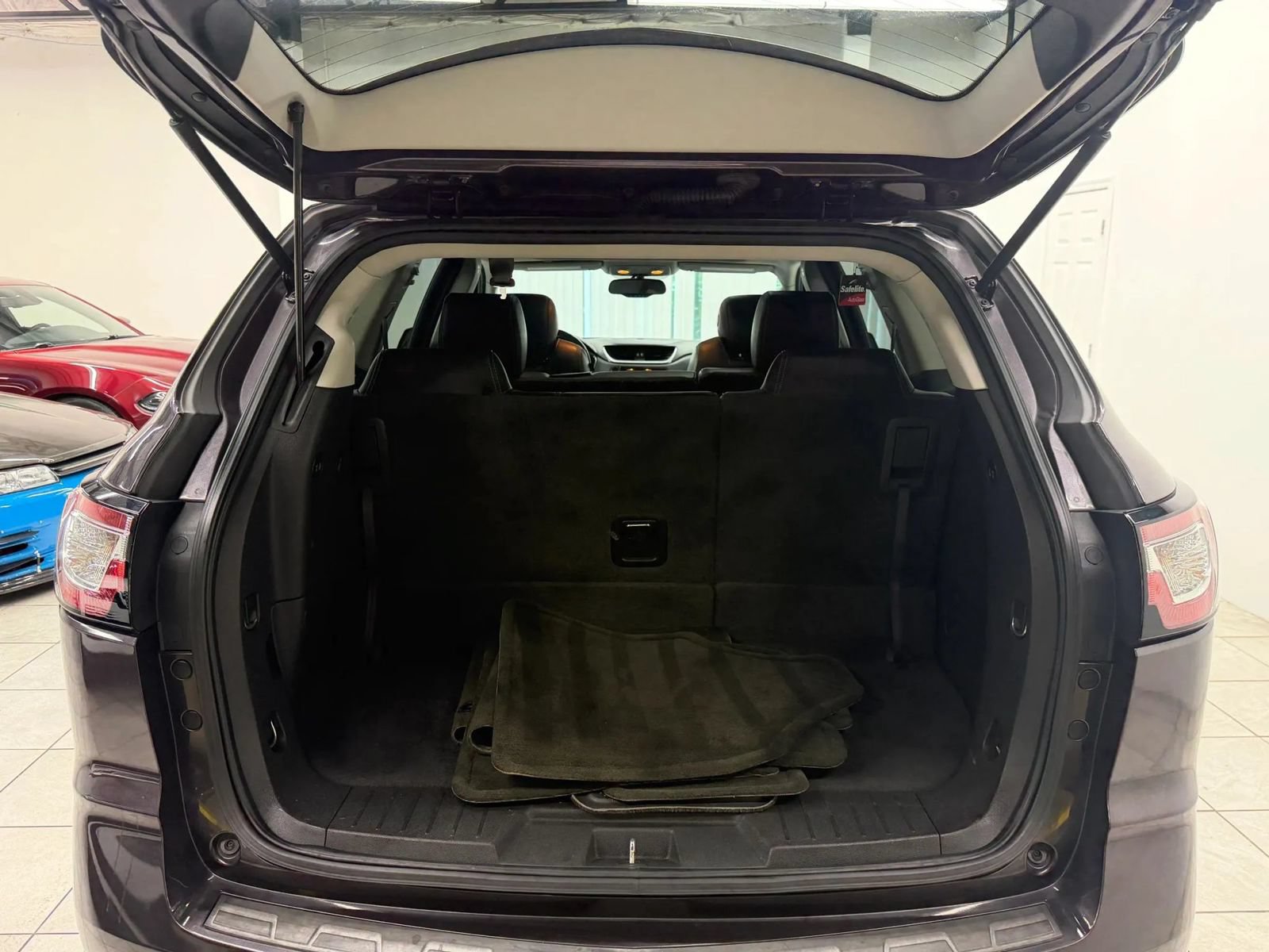 Used 2015 Chevrolet Traverse LT AWD/4WD image 18