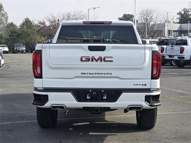 Used 2025 GMC Sierra 1500 AT4 image 5