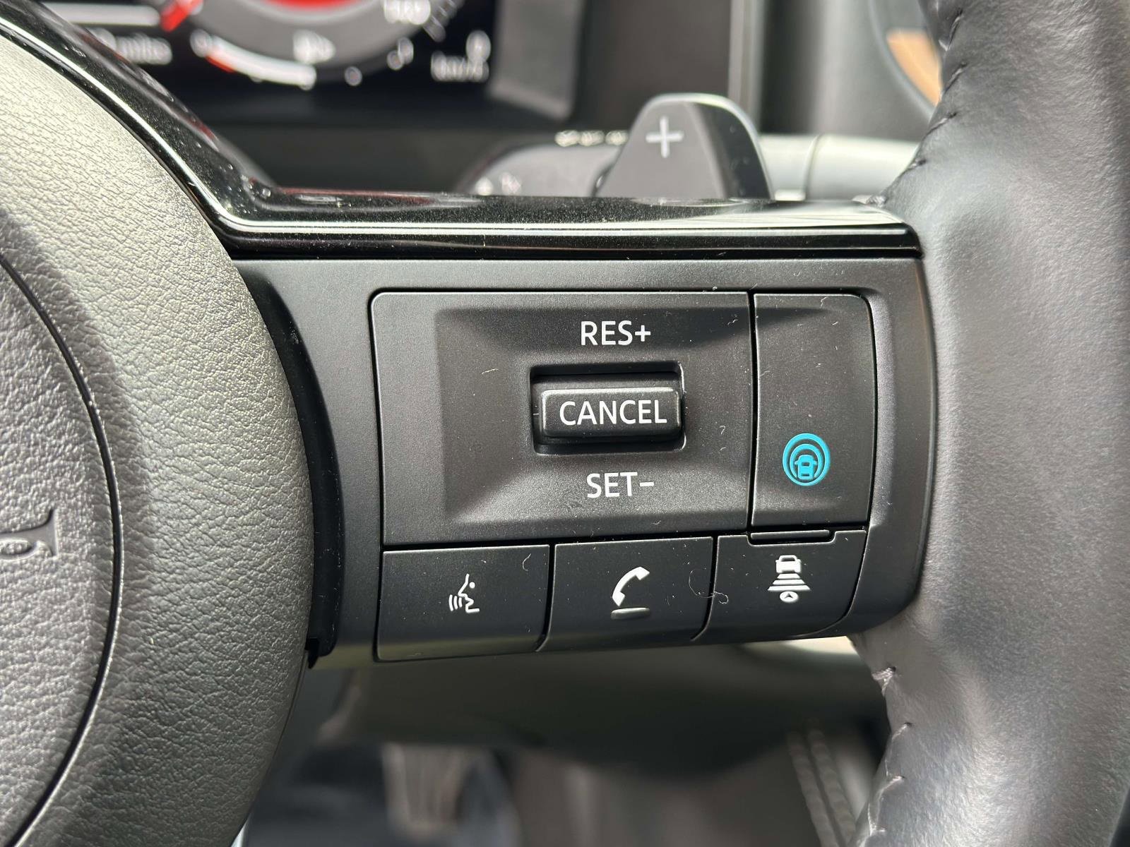 Used 2023 Nissan Rogue Platinum w/ Platinum Premium Package image 15