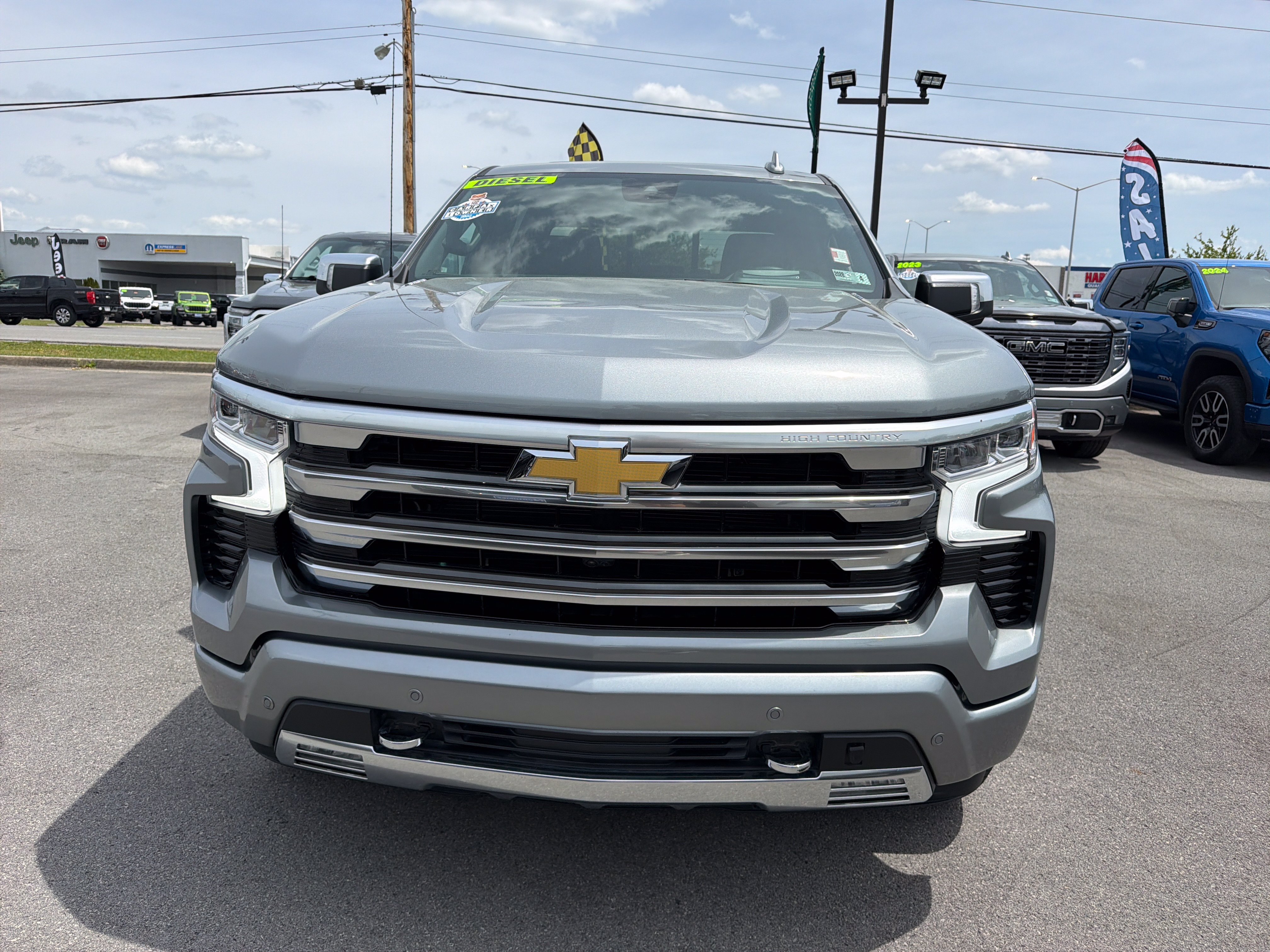 Used 2026 Chevrolet Silverado 1500 High Country AWD/4WD image 2