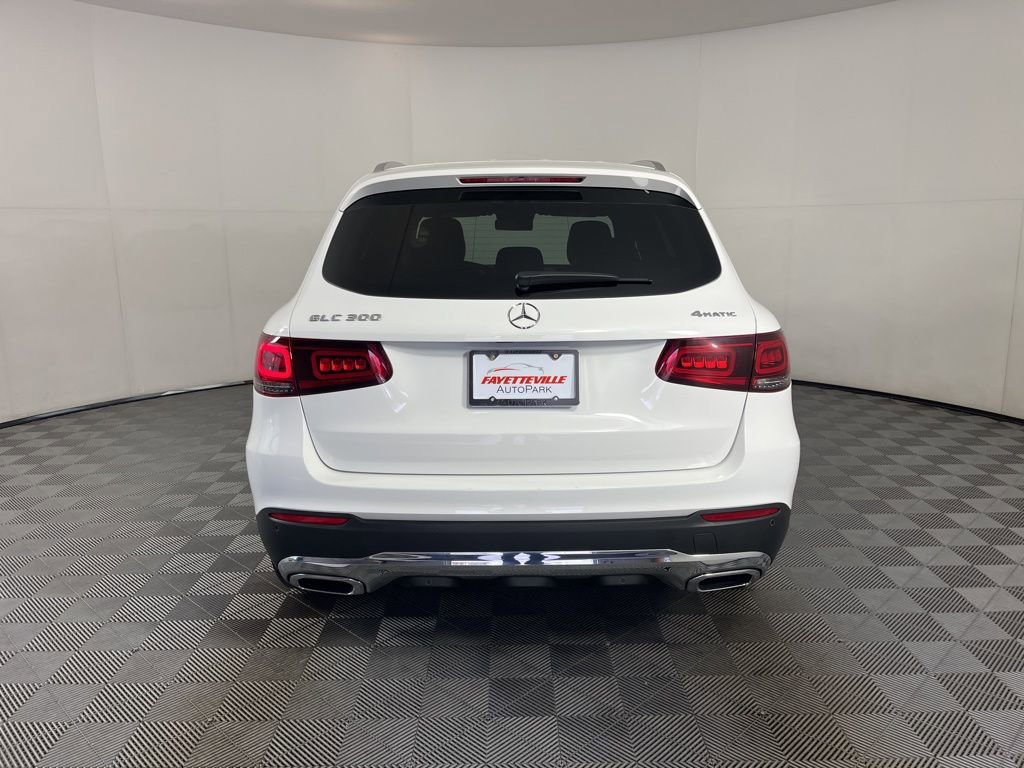 Used 2022 Mercedes-Benz GLC 300 4MATIC w/ Multimedia Package Lite image 4