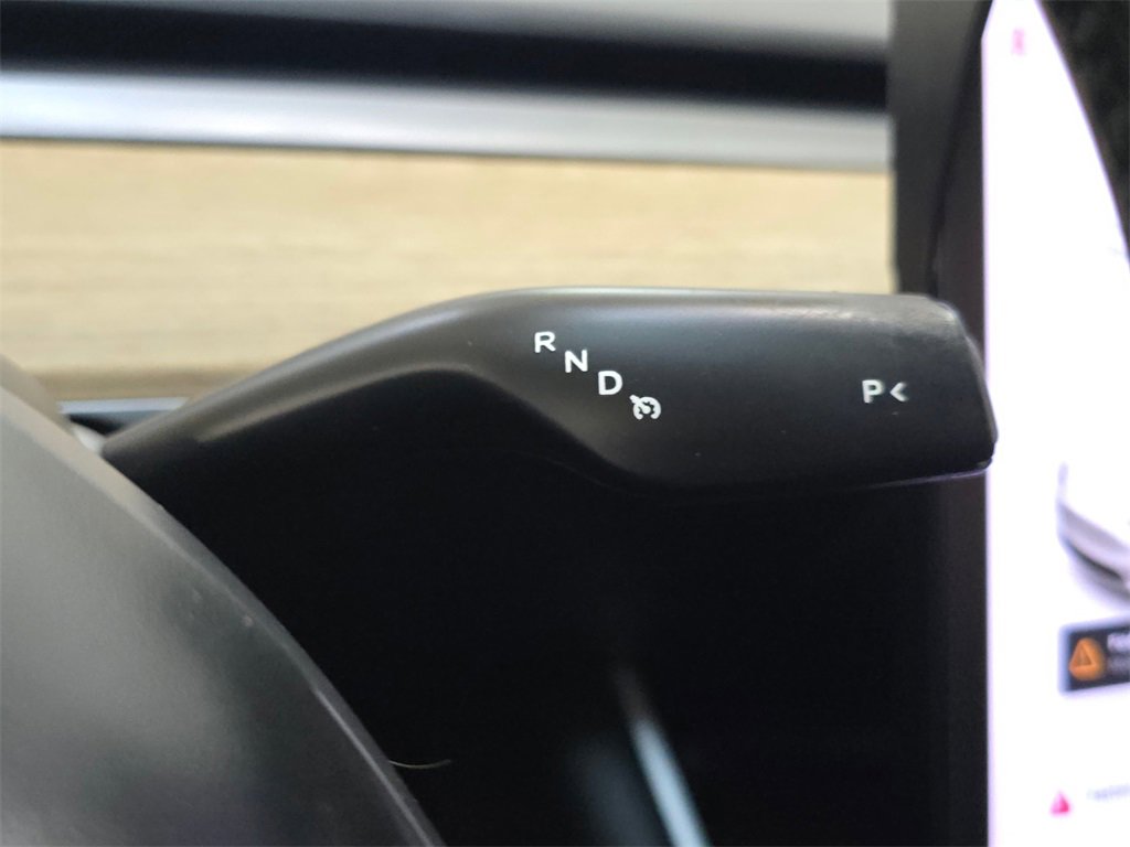 Used 2021 Tesla Model Y Long Range image 41