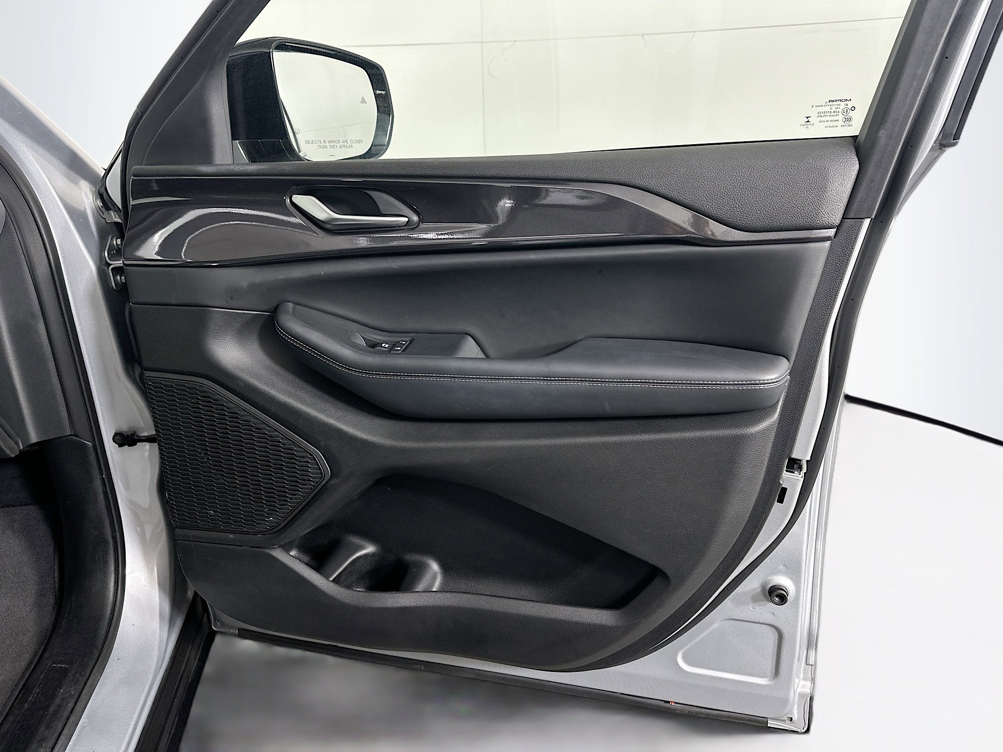 Used 2023 Jeep Grand Cherokee Altitude image 35