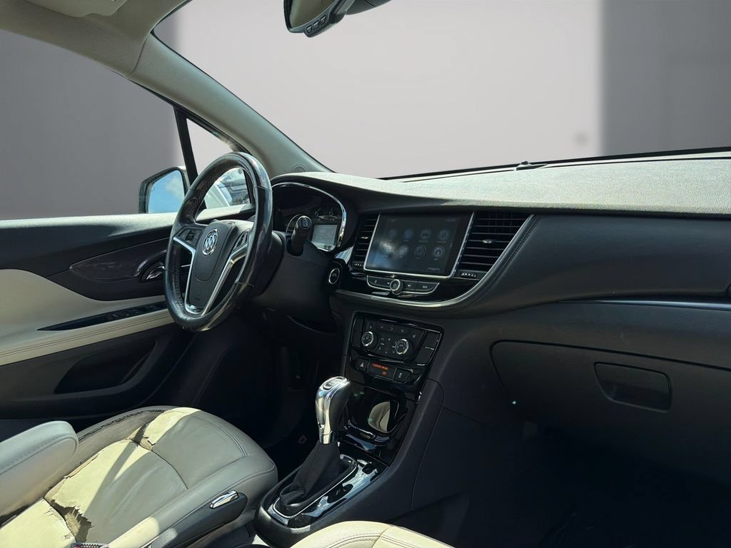 Certified 2019 Buick Encore Essence FWD image 16