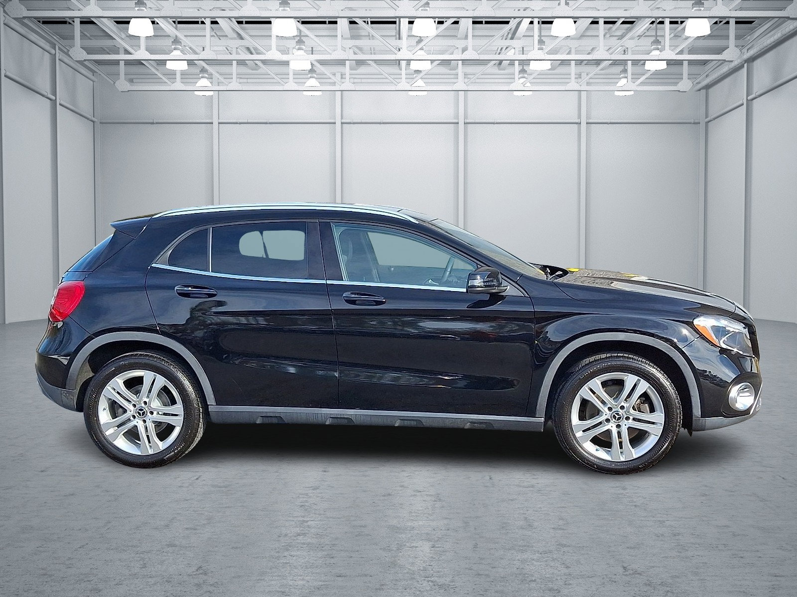 Certified 2019 Mercedes-Benz GLA 250 4MATIC image 7