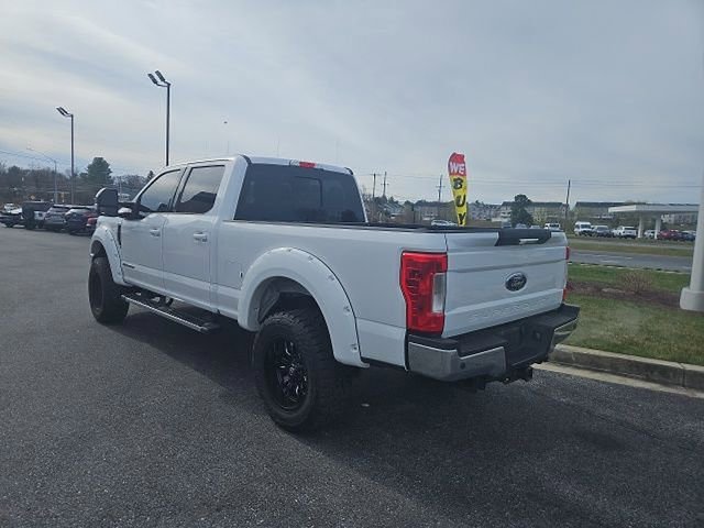 Used 2019 Ford F250 Lariat w/ Lariat Value Package image 2