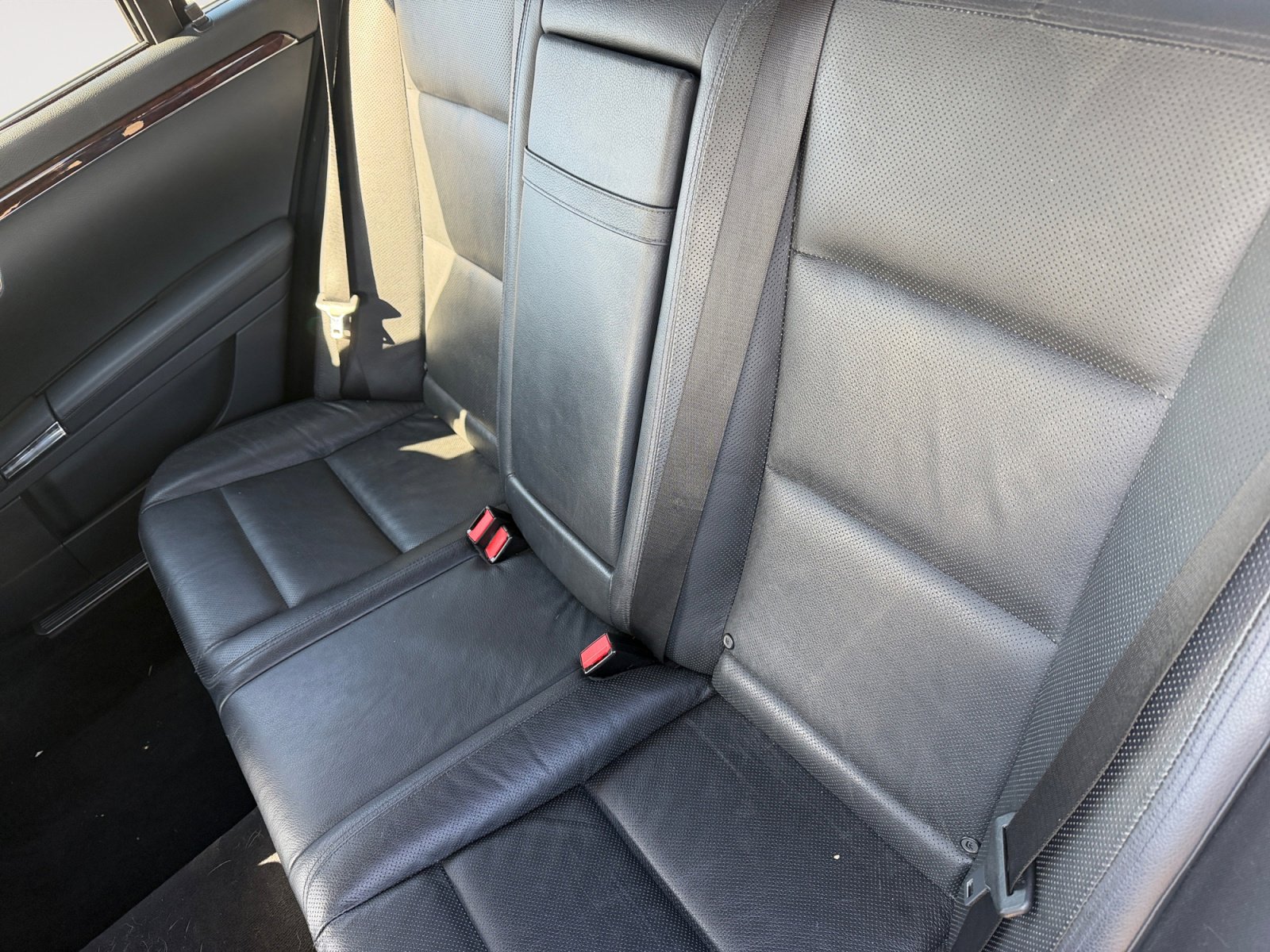 Used 2011 Mercedes-Benz S 550 4MATIC image 13