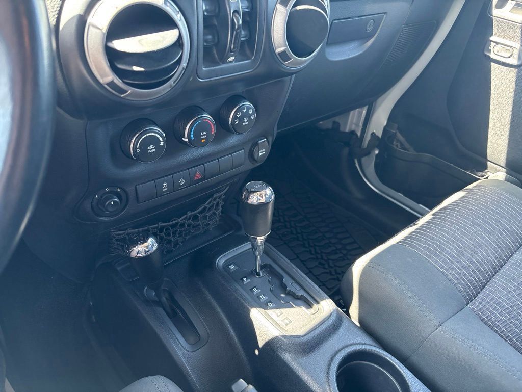 Used 2011 Jeep Wrangler Unlimited Sport AWD/4WD image 56