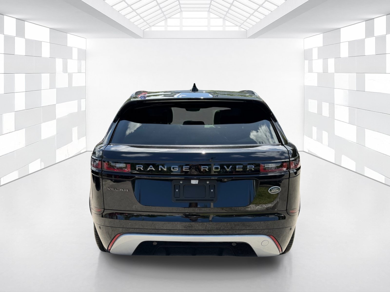 Used 2022 Land Rover Range Rover Velar R-Dynamic S AWD/4WD image 6