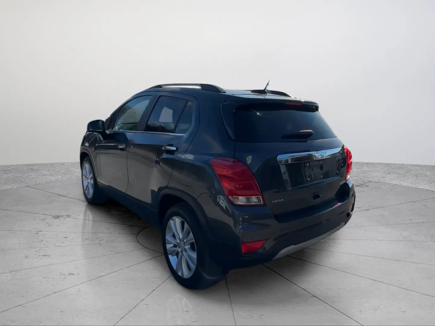 Used 2017 Chevrolet Trax Premier image 3