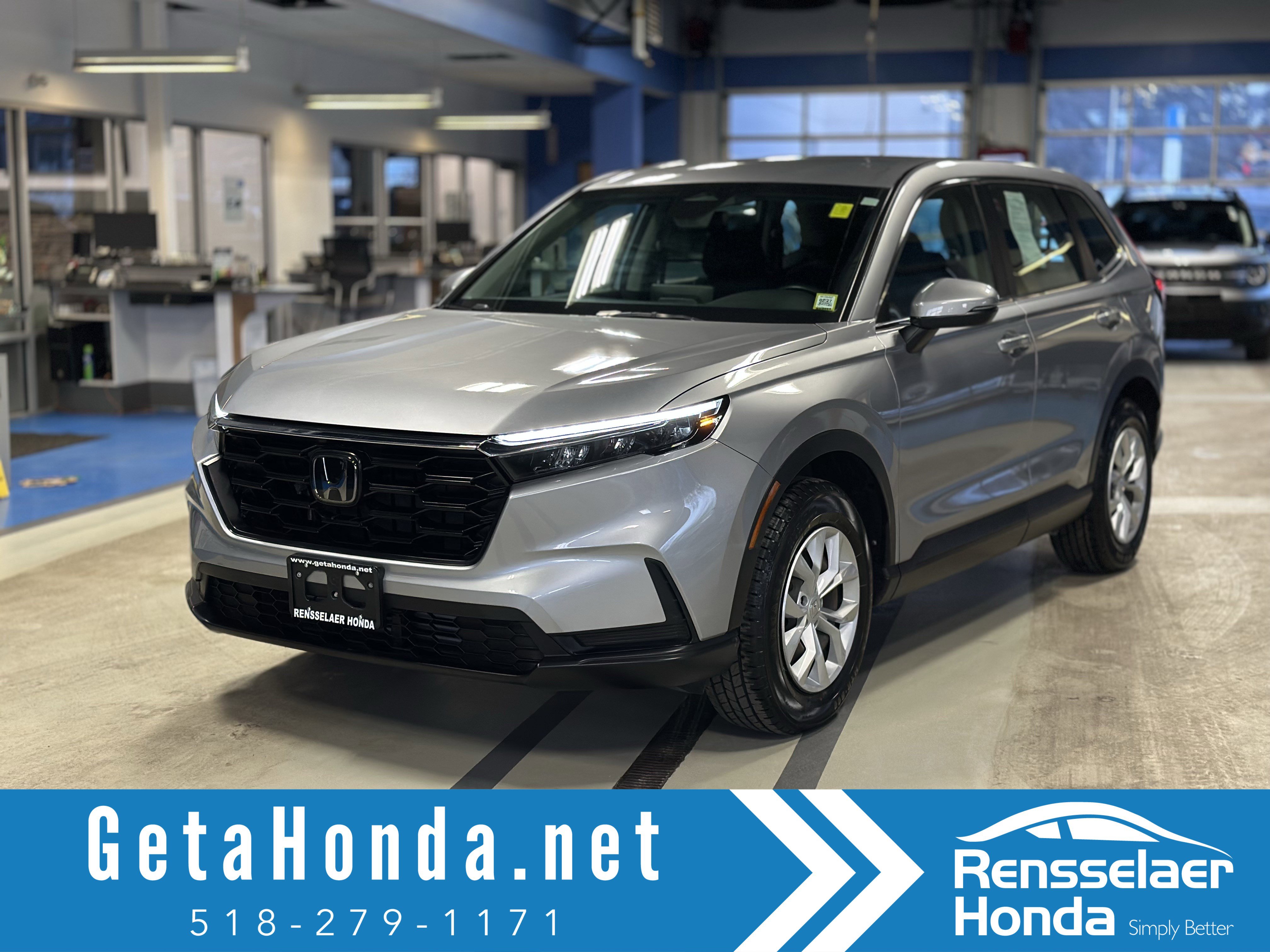 Used 2023 Honda CR-V LX image 1