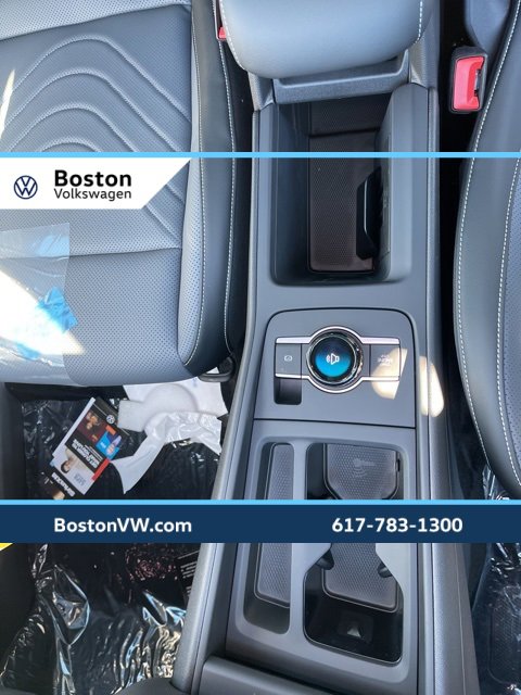 New 2026 Volkswagen Tiguan SE image 24