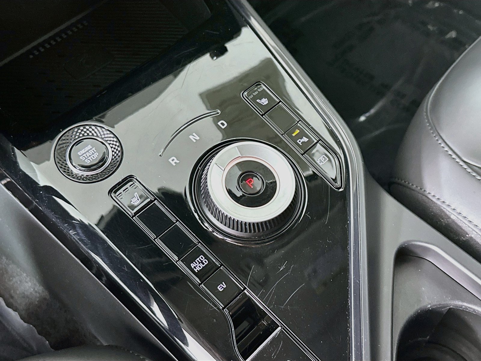 Used 2025 Kia Niro EX FWD image 18