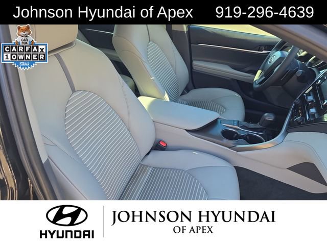 Used 2023 Toyota Camry SE image 21