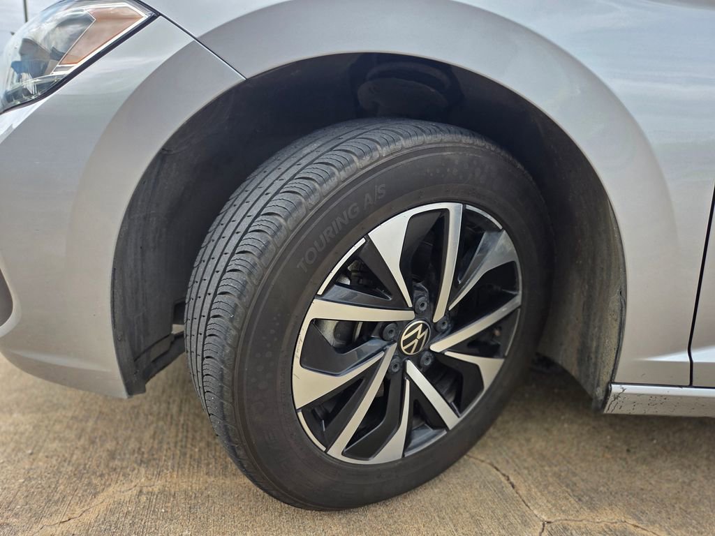 Used 2024 Volkswagen Jetta S FWD image 29