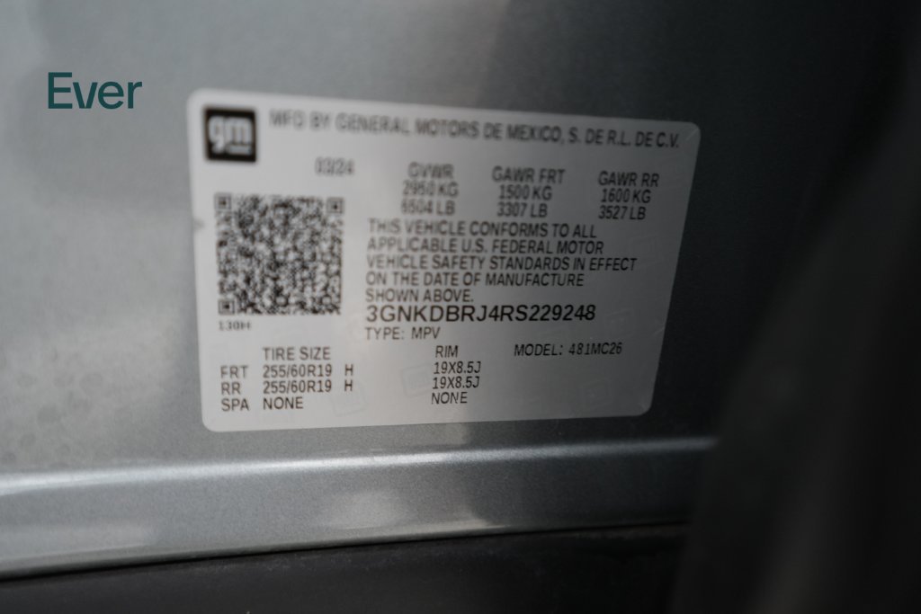 Used 2024 Chevrolet Blazer EV LT AWD/4WD image 28