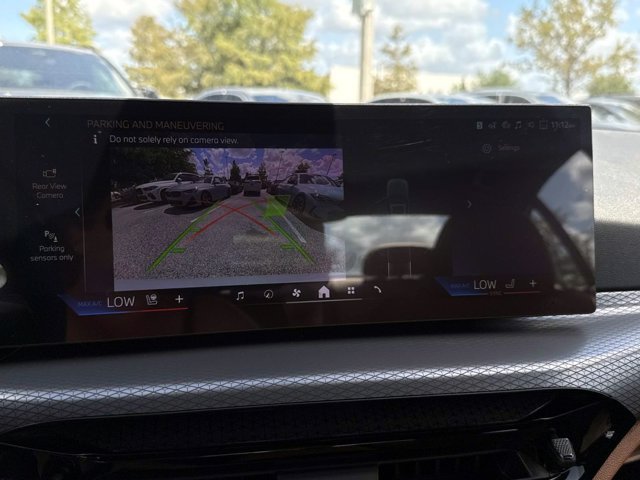 New 2026 BMW 330i Sedan w/ M Sport Package RWD image 24