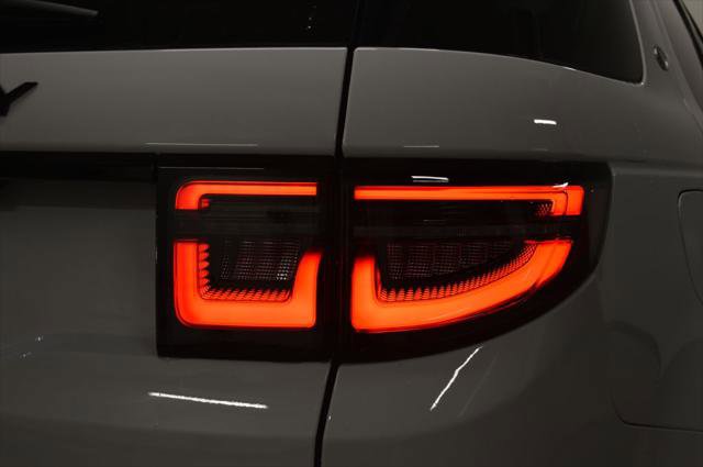 New 2026 Land Rover Discovery Sport Landmark image 10