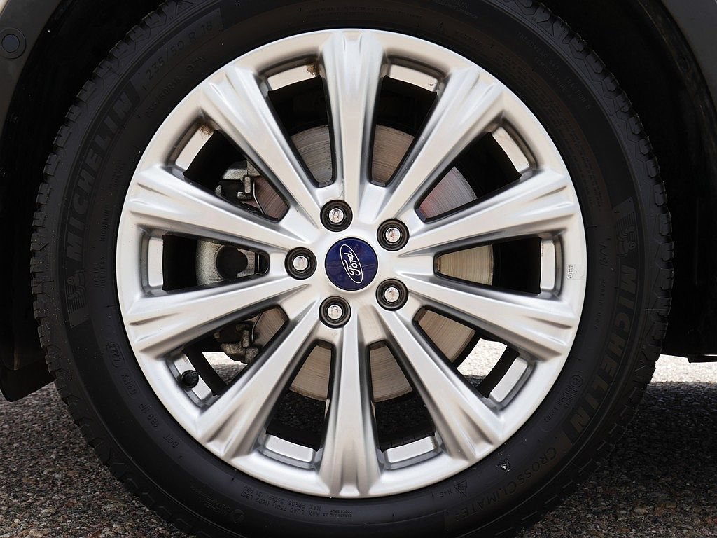 Used 2018 Ford Escape Titanium AWD/4WD image 64
