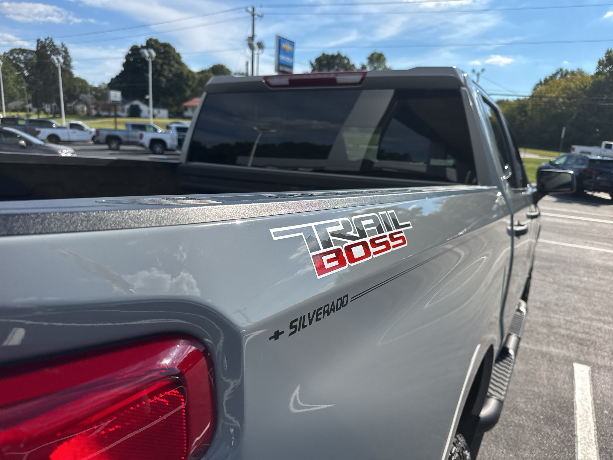 Used 2024 Chevrolet Silverado 1500 Custom Trail Boss AWD/4WD image 8