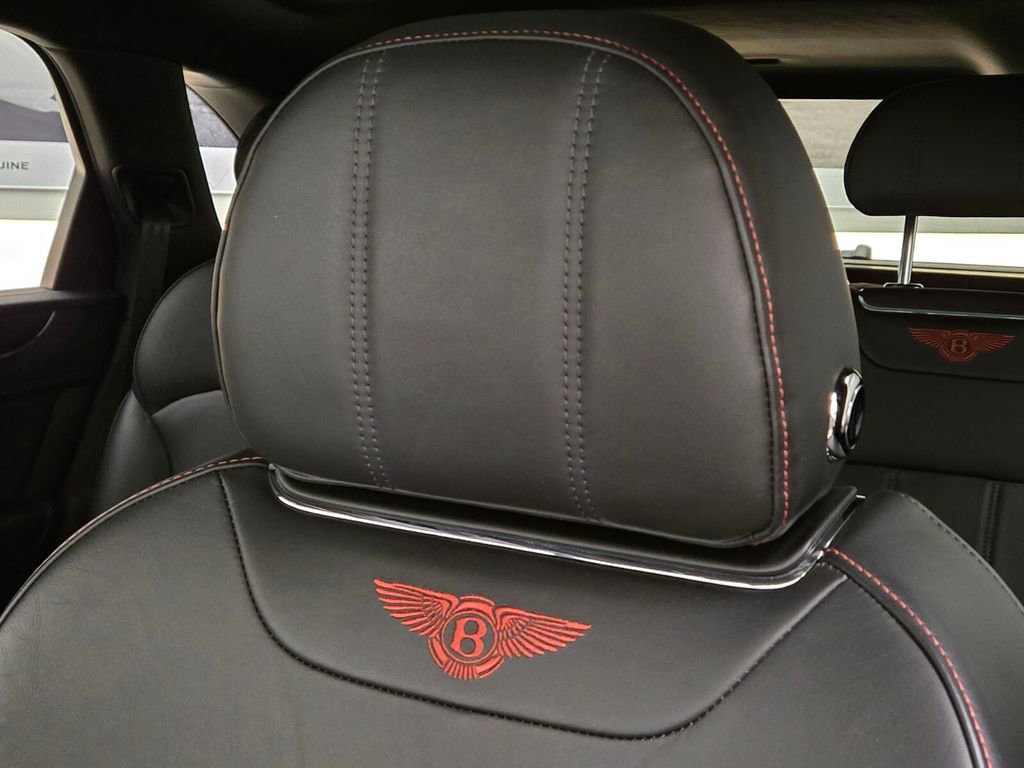 Certified 2019 Bentley Bentayga image 33